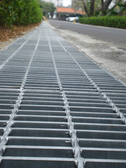 Cross-sectional trench cover